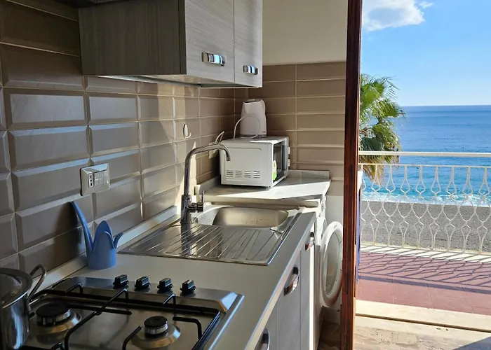 Baglio Sul Mare Taormina * לטויאני